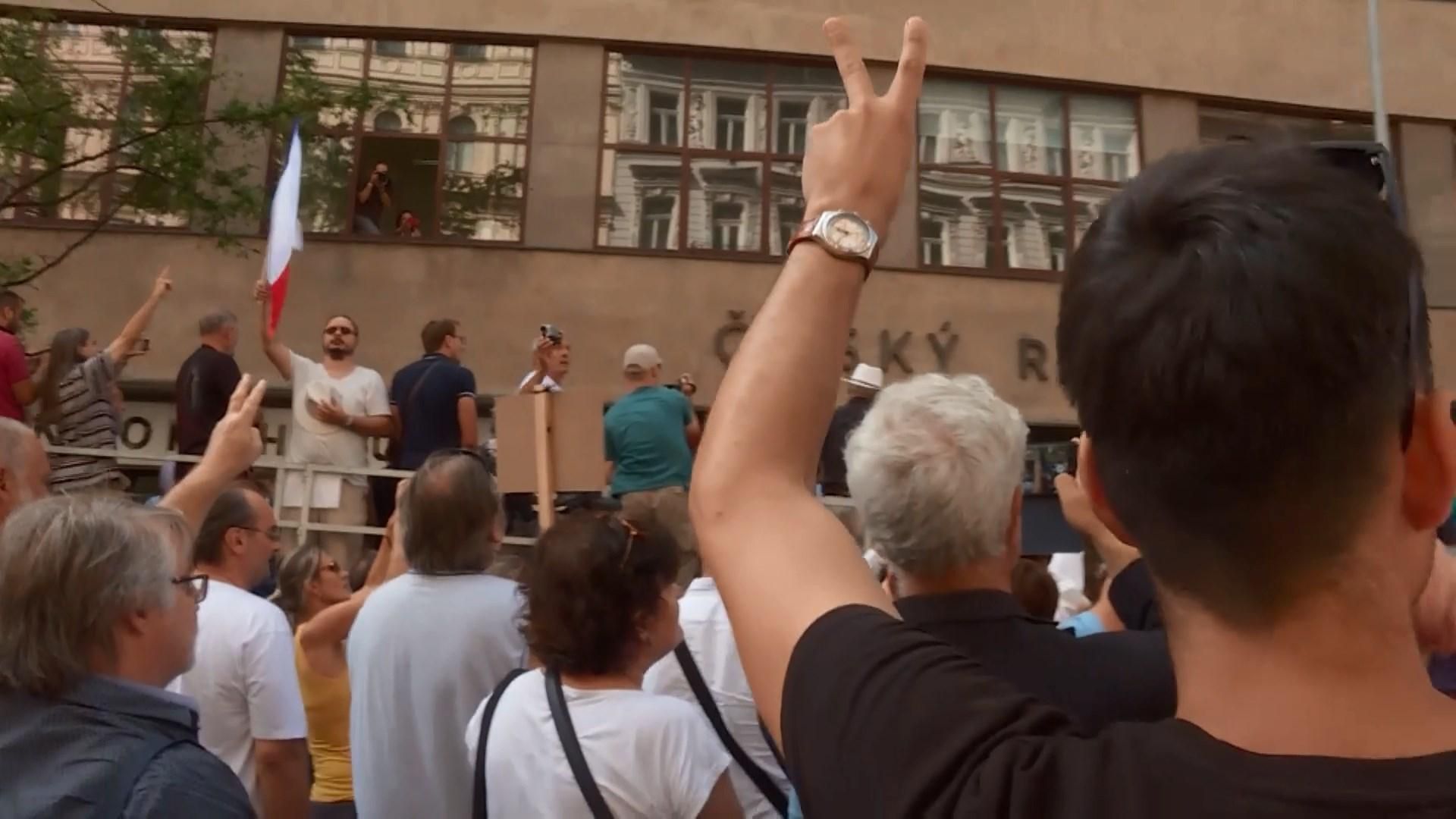 Ганьба президенту і прем'єру: як Чехія згадала річницю радянської окупації Ганьба президенту і прем'єру: як Чехія згадала річницю радянської окупації