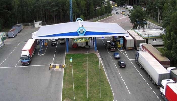 ДФС України викрила корупційну схему організовану посадовими особами митного посту "Угринів" ДФС України викрила корупційну схему організовану посадовими особами митного посту "Угринів"