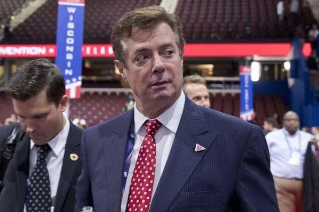 Манафорт, ймовірно, може розповісти чимало цікаво про контакти Трампа з російськими олігархами Манафорт, ймовірно, може розповісти чимало цікаво про контакти Трампа з російськими олігархами
