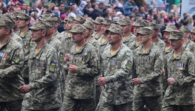 Скільки українців можуть негайно призвати на війну на Донбасі Скільки українців можуть негайно призвати на війну на Донбасі