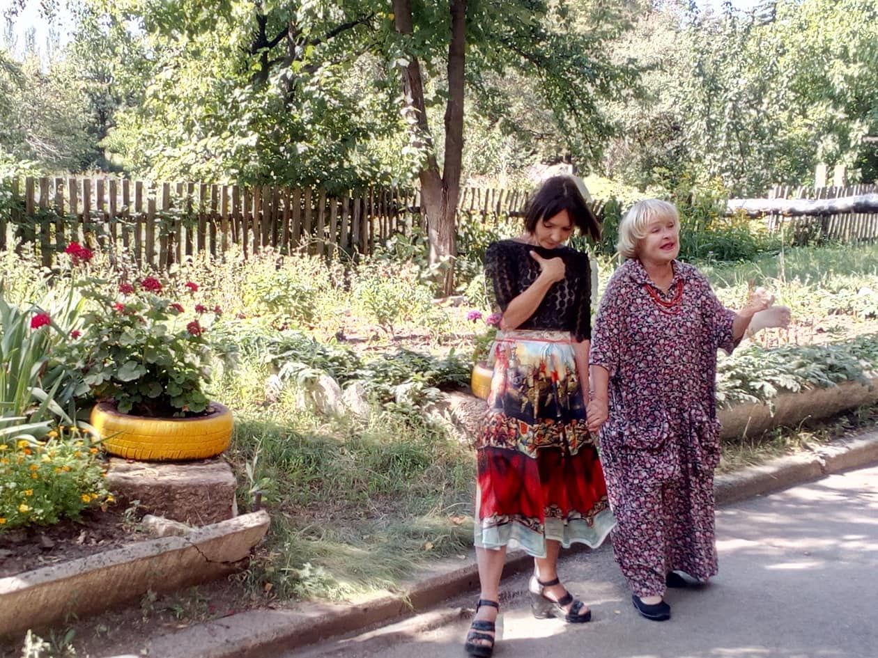 "Усі в культурному шоці": Ада Роговцева з колегами вразили виступом на передовій "Усі в культурному шоці": Ада Роговцева з колегами вразили виступом на передовій