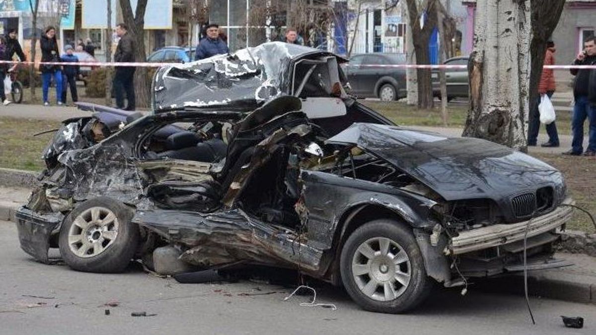 Форс-мажори 2: як знахабнілі діти можновладців вчиняють ДТП і стають потенційними вбивцями - 23 августа 2018 - Телеканал новостей 24 Форс-мажори 2: як знахабнілі діти можновладців вчиняють ДТП і стають потенційними вбивцями - 23 августа 2018 - Телеканал новостей 24