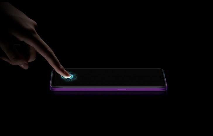 Смартфон Oppo R17 Pro с тройной камерой и двойным аккумулятором представили официально Смартфон Oppo R17 Pro с тройной камерой и двойным аккумулятором представили официально