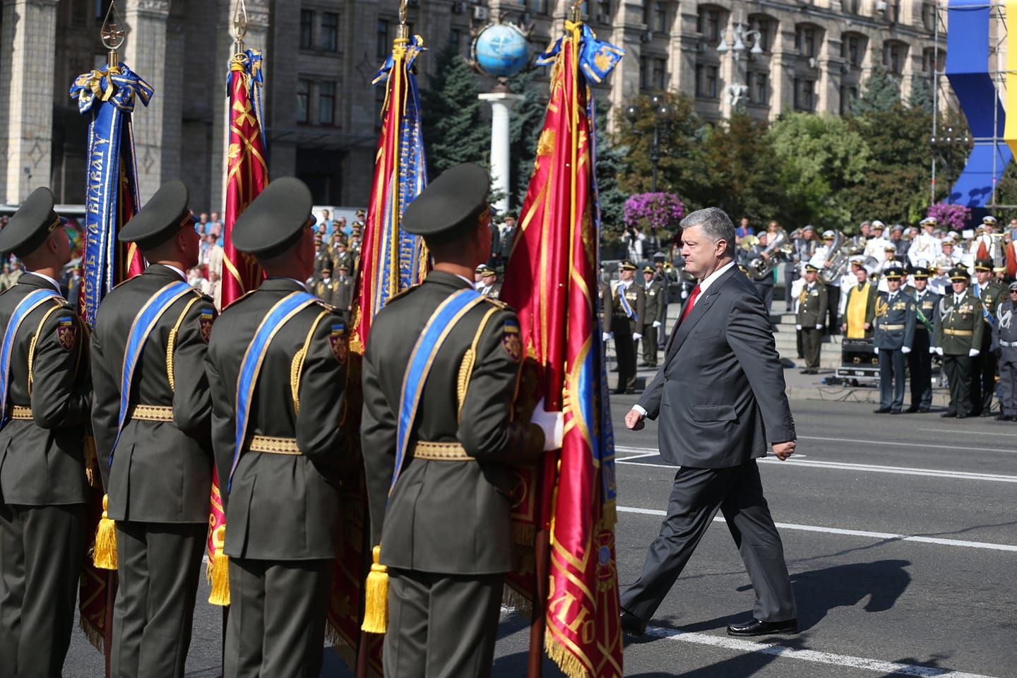 Украинцы аплодисментами встречали военных НАТО: журналистка поделилась впечатлениями о параде
