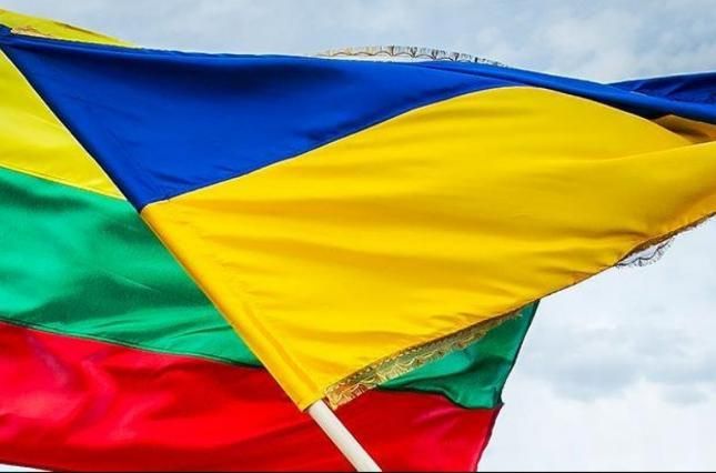 Міністр МЗС Литви привітав українців з прифронтового селища
