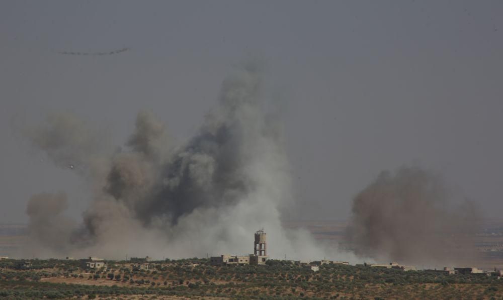 У США пригрозили завдати авіаудару по Сирії в разі використання хімзброї У США пригрозили завдати авіаудару по Сирії в разі використання хімзброї