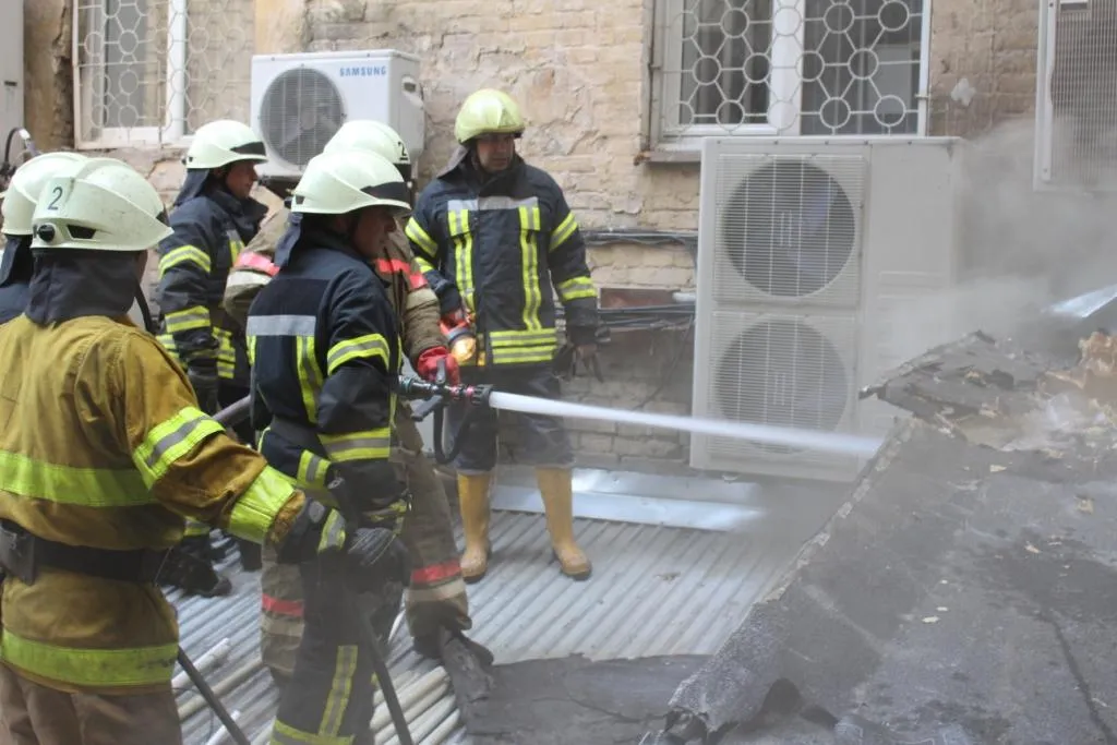 Пожежа Київ ресторан Хрещатик Пожежа Київ ресторан Хрещатик