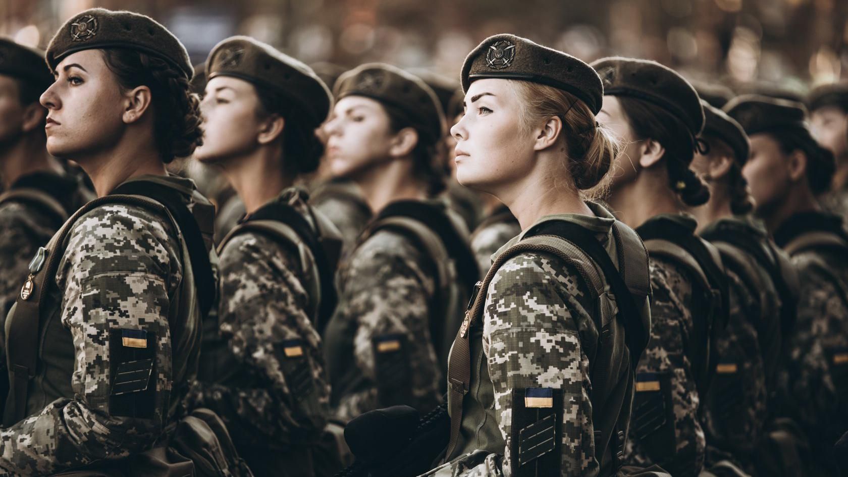 Женщины в Вооруженных силах Украины: Порошенко сообщил интересную информацию
