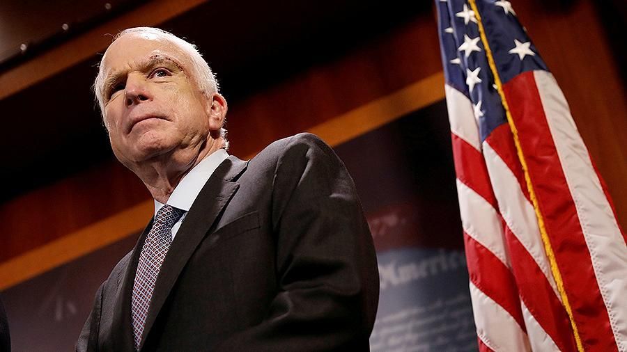 Помер Джон Маккейн - сенатор США помер від раку Помер Джон Маккейн - сенатор США помер від раку