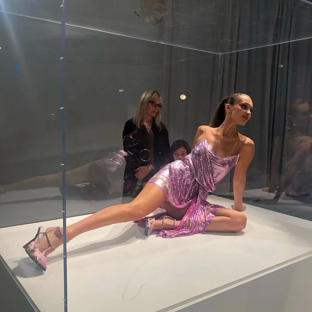 Белла Хадід для журналу Pop Белла Хадід для журналу Pop