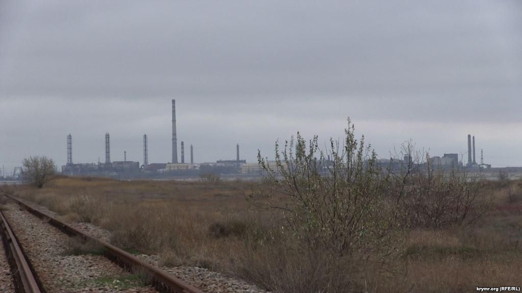 Предметы за ночь покрылись ржавчиной: в оккупированном Крыму новое экологическое бедствие