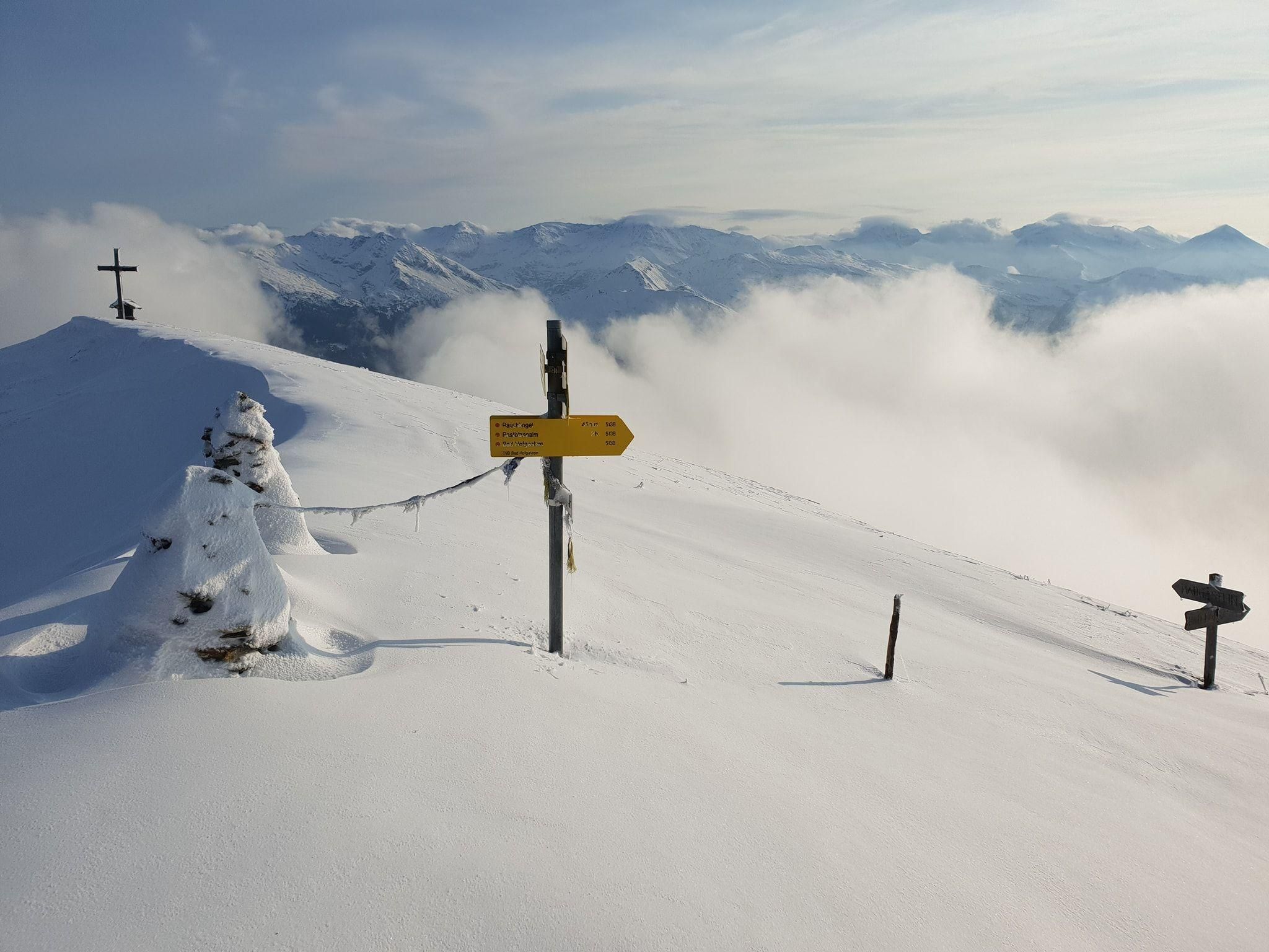 Сніг засипав гори Німеччини, Австрії та Італії наприкінці літа: вражаючі фото Сніг засипав гори Німеччини, Австрії та Італії наприкінці літа: вражаючі фото