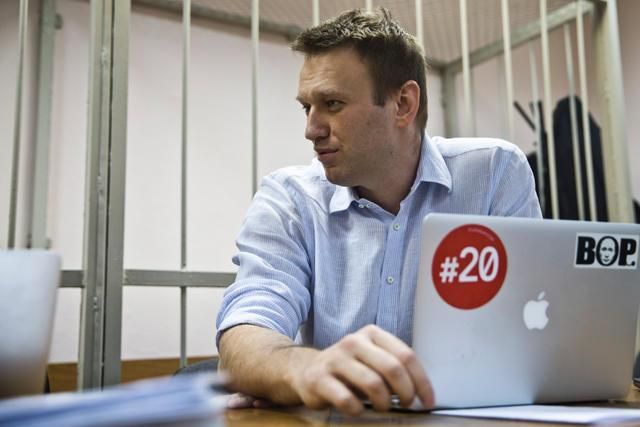 Навального знову кинули за ґрати: відомий термін