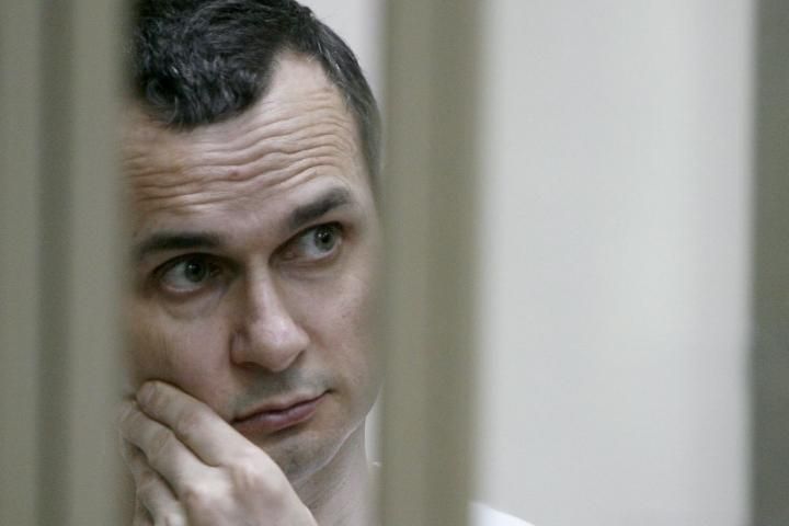 В Польше предлагают выдвинуть Сенцова на Нобелевскую премию мира В Польше предлагают выдвинуть Сенцова на Нобелевскую премию мира