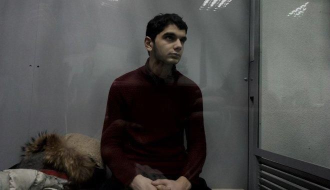 "Мажора" Енгібаряна, який на смерть збив підлітка на переході, звільнили в залі суду