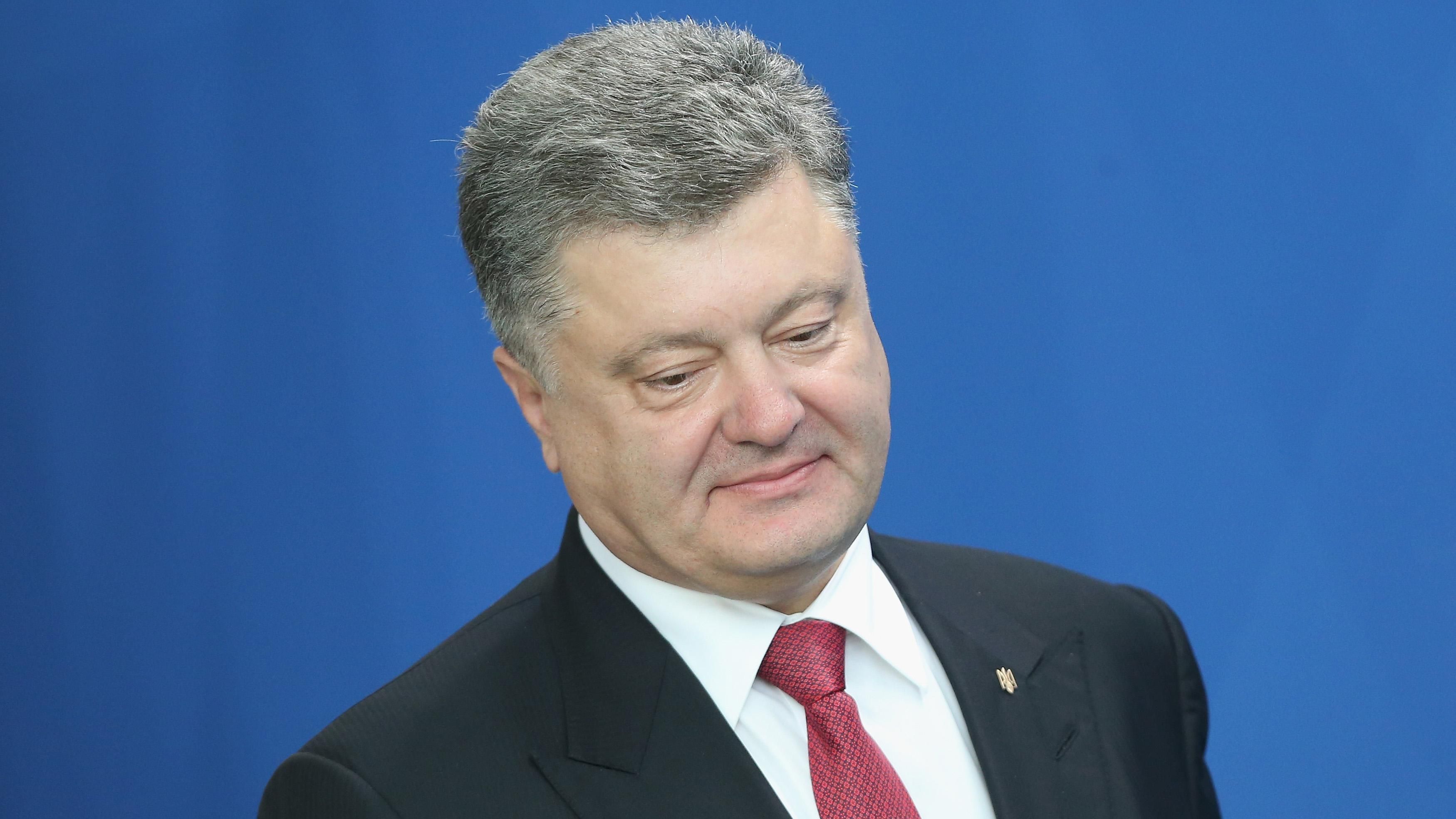 Порошенко про заяву Додона щодо діалогу: Чекаємо на тверду позицію щодо незалежності України 