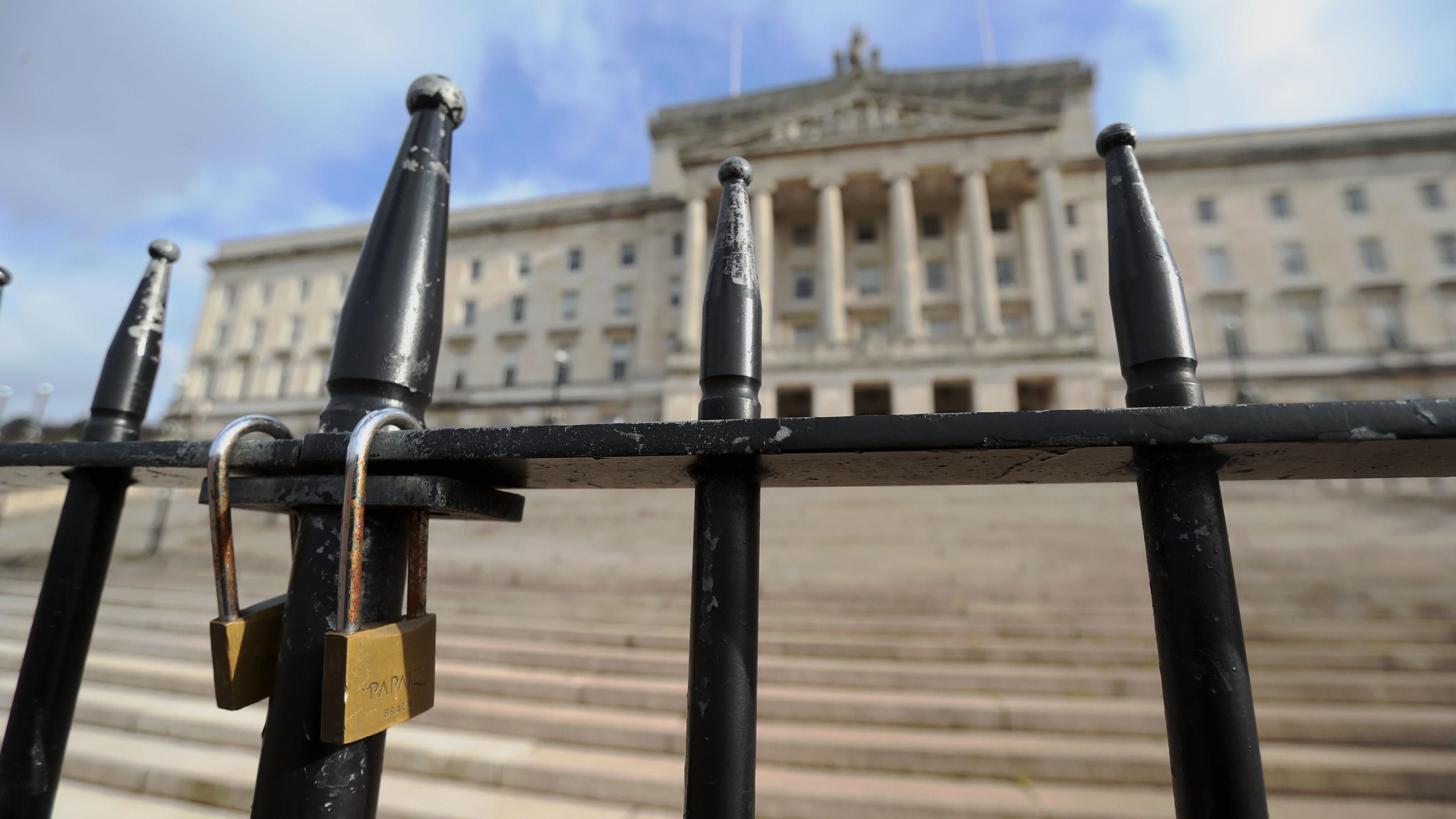 590 днів без уряду: Північна Ірландія поставила новий світовий рекорд 590 днів без уряду: Північна Ірландія поставила новий світовий рекорд