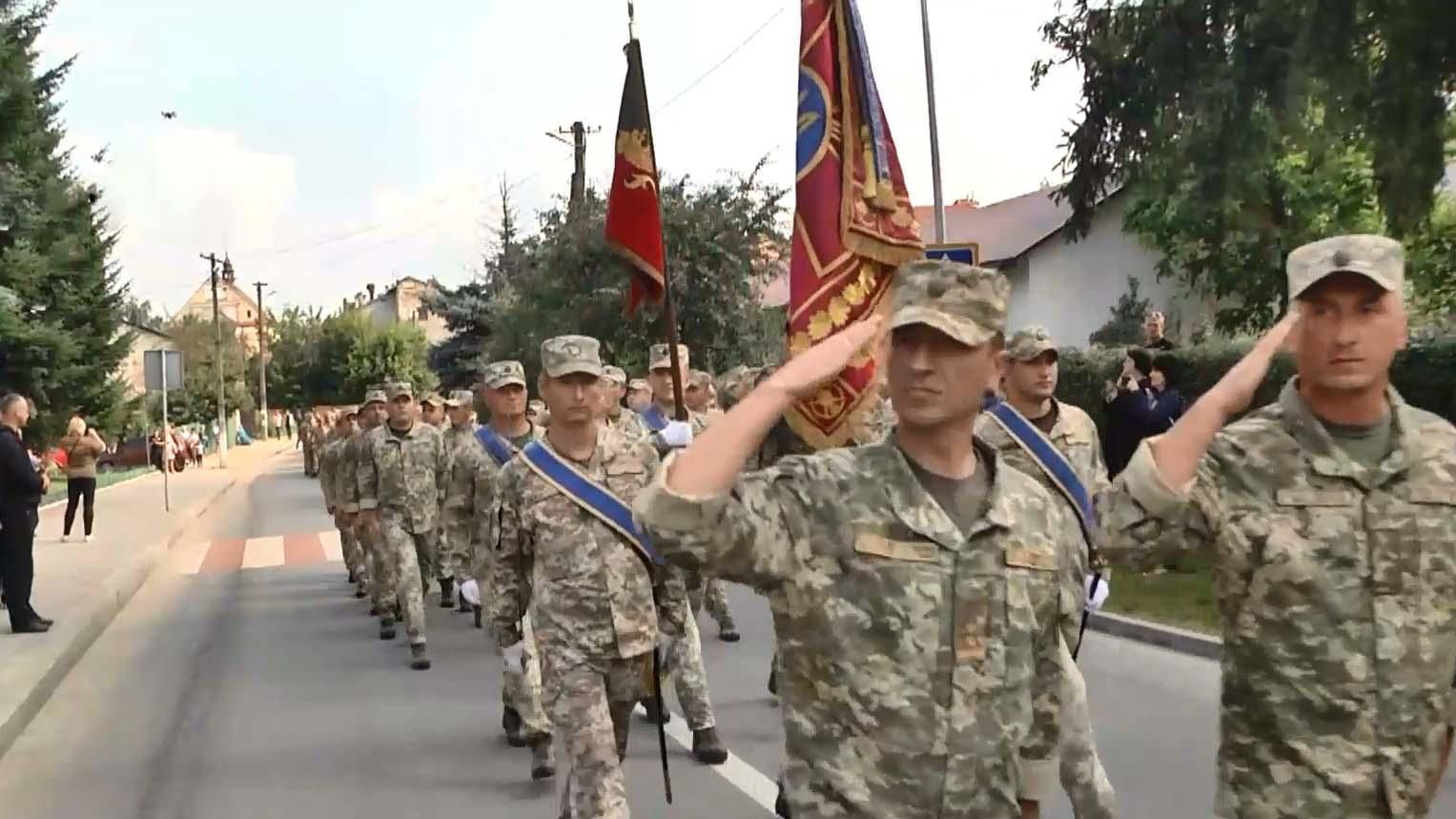 Пекельні півроку біля Горлівки, два звільнених селища: 24-та бригада повернулась у рідний Яворів Пекельні півроку біля Горлівки, два звільнених селища: 24-та бригада повернулась у рідний Яворів