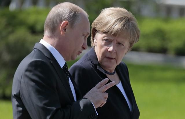 Меркель не боїться Путіна: Олланд описав стосунки політиків