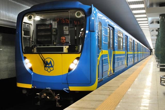 Київське метро обмежить роботу кількох станцій у п’ятницю