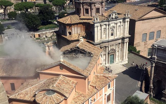У центрі Риму завалилася церква 