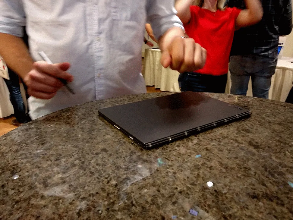 Yoga Book C930 Yoga Book C930