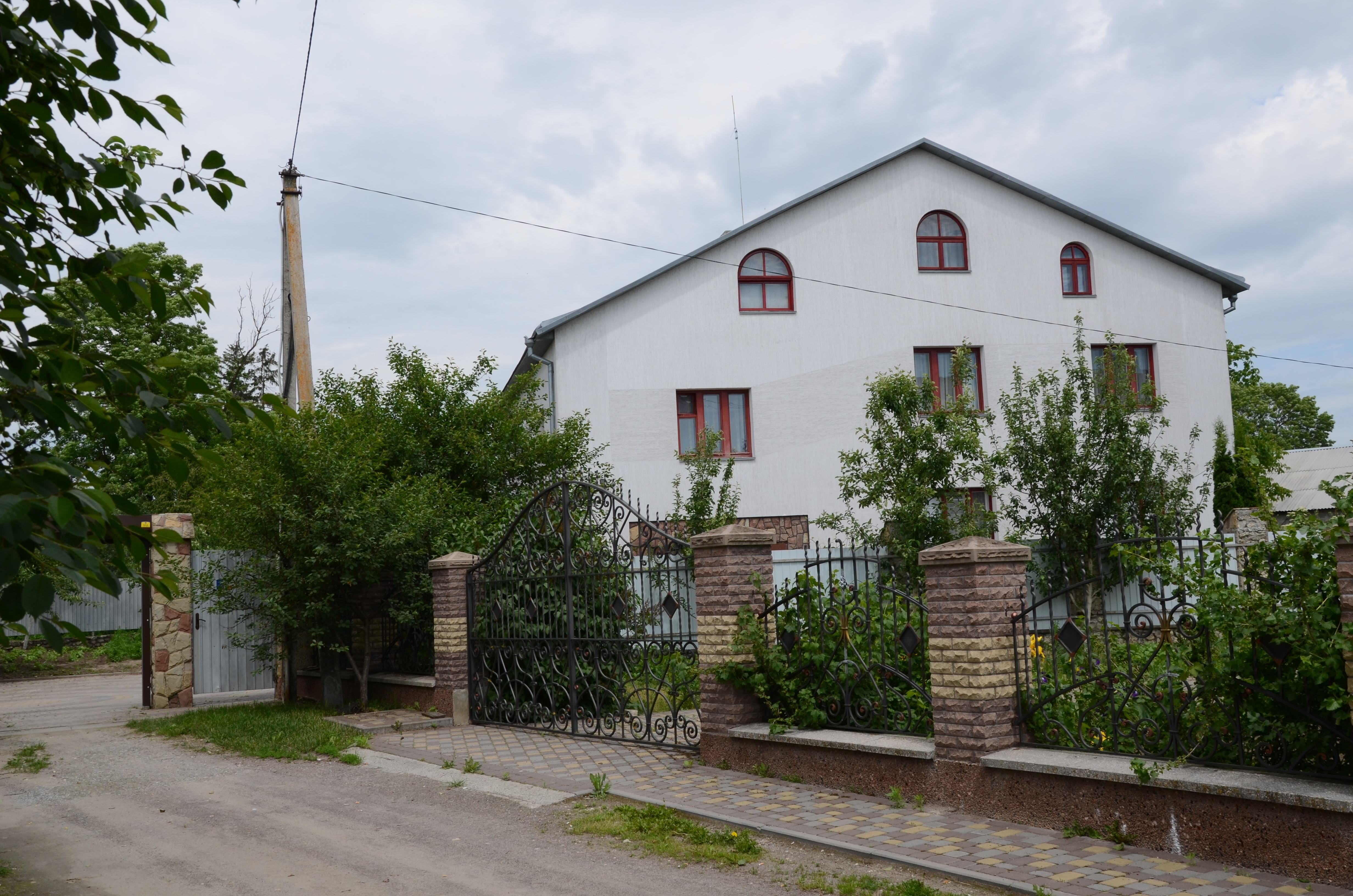Закрывали и издевались: в Тернопольской области разоблачили псевдореабилитационный центр Закрывали и издевались: в Тернопольской области разоблачили псевдореабилитационный центр