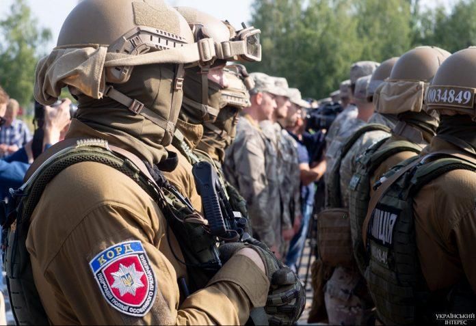 Посольство США передало українським спецпризначенцям нові автомобілі Посольство США передало українським спецпризначенцям нові автомобілі