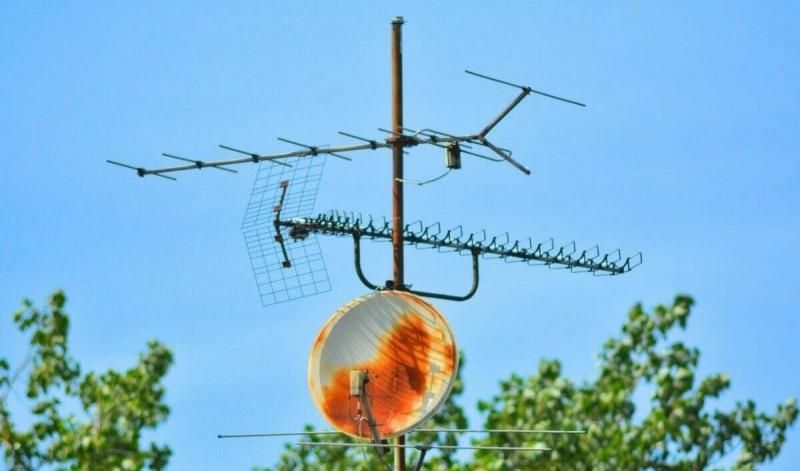 Суд запретил отключать аналоговое телевидение в Украине Суд запретил отключать аналоговое телевидение в Украине