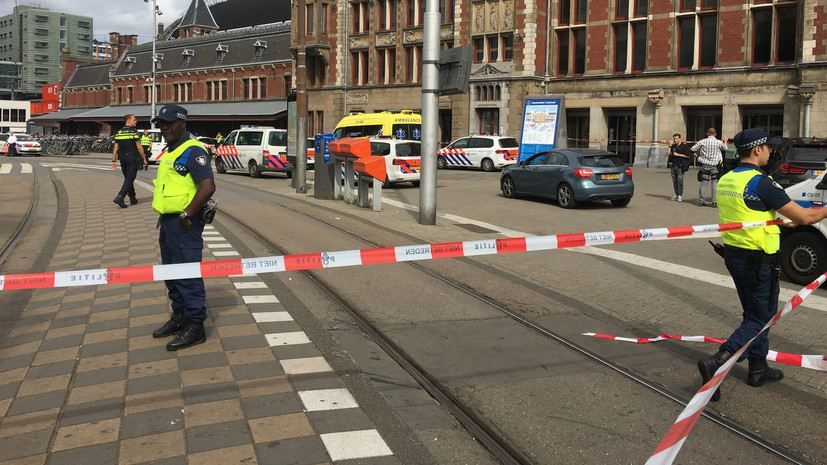Напад із ножем на вокзалі Амстердама здійснив 19-річний афганець: нові подробиці