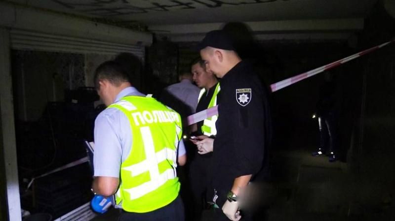 Вбивство чоловіка у підземному переході в Києві: в поліції розповіли деталі