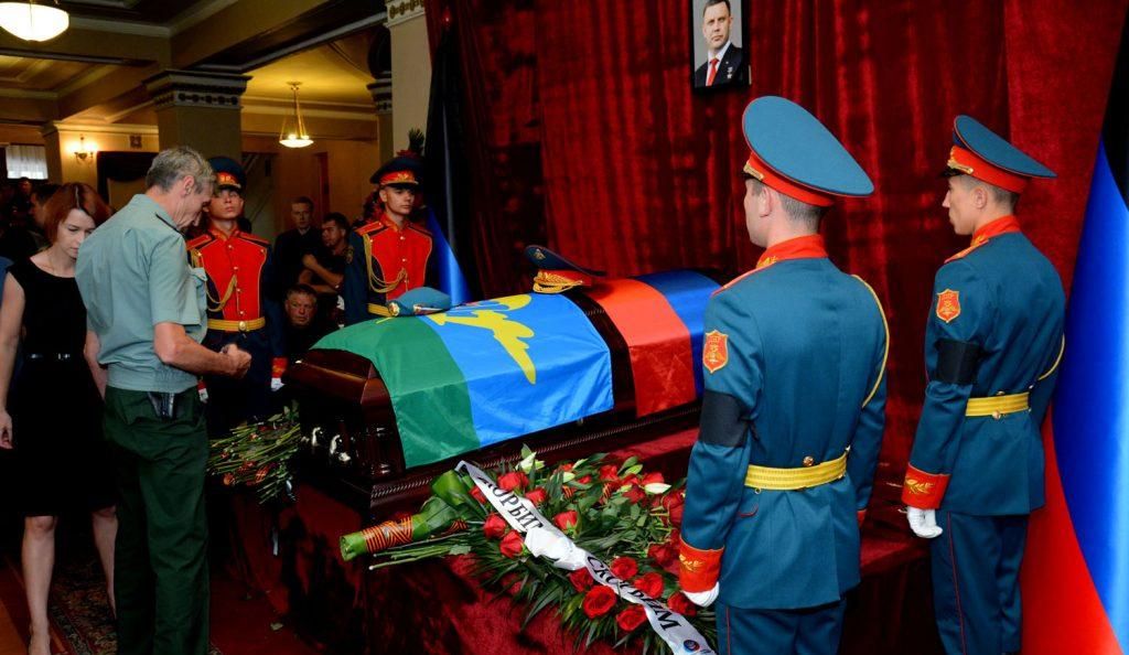 Похороны Захарченко - видео, фото с похорон 2 сентября 2018