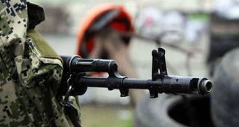 Обшуки в окупованому Донбасі: на КПВВ бойовики прискіпуються до чоловіків