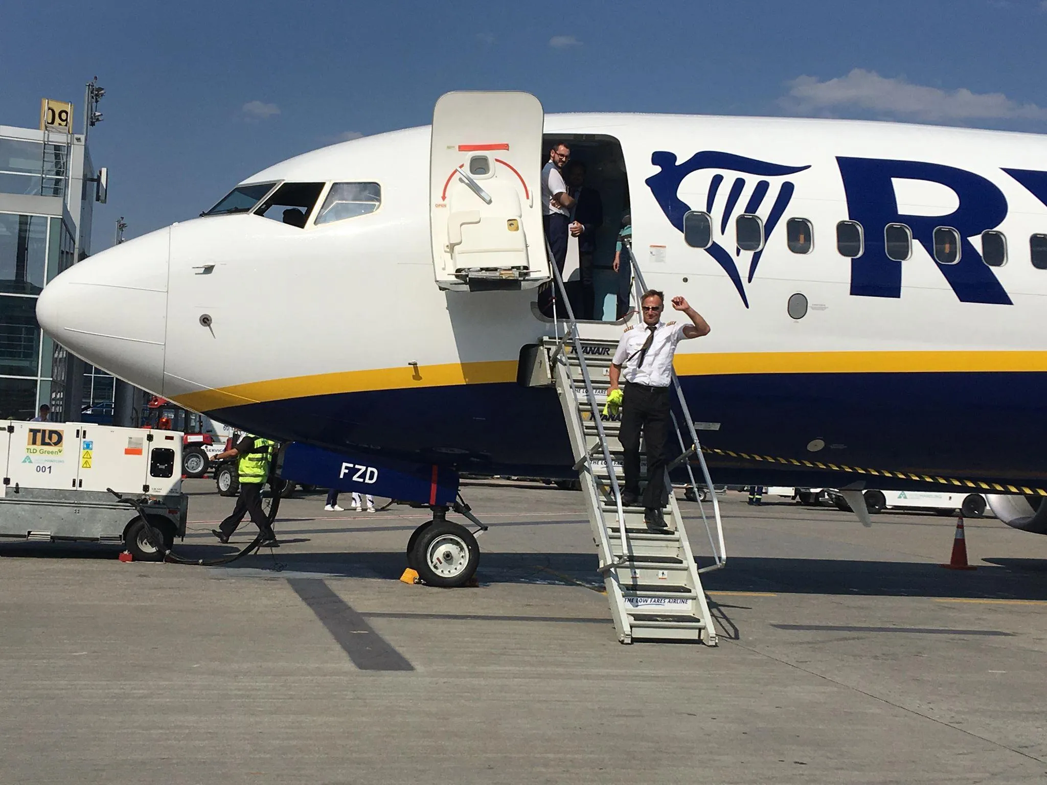До Києва прибув перший літак ірландського лоукостеру Ryanair До Києва прибув перший літак ірландського лоукостеру Ryanair