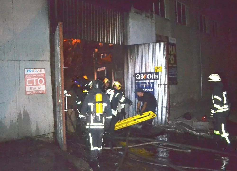 ​В результаті пожежі постраждало четверо рятувальників