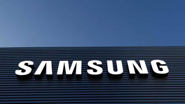 Samsung може представити смартфон із чотирма камерами