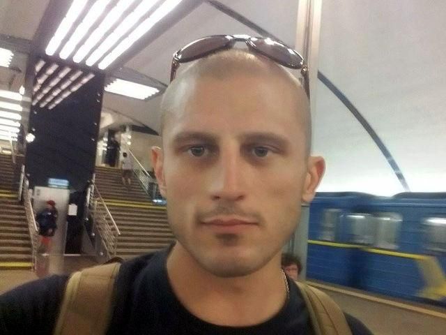 Ветеран війни на Донбасі, якому відмовили в Інституті раку, лікуватиметься у Туреччині
Ветеран війни на Донбасі, якому відмовили в Інституті раку, лікуватиметься у Туреччині