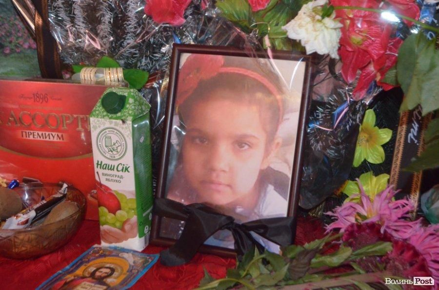 На Волині священик відмовився відспівувати померлу дитину ромів: відома причина На Волині священик відмовився відспівувати померлу дитину ромів: відома причина