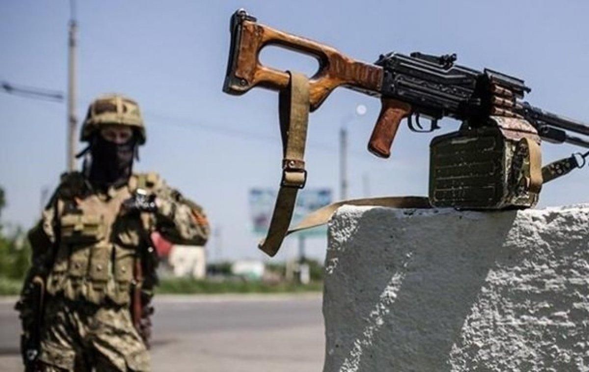 Война на Донбассе: военные знают о перемирии только из соцсетей Война на Донбассе: военные знают о перемирии только из соцсетей