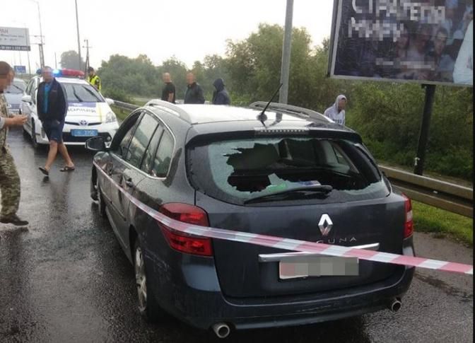 Иностранец на машине прорвался через польско-украинскую границу: фото и видео