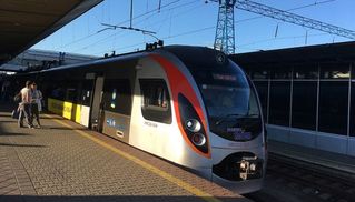 Омелян анонсировал расширение железнодорожного сообщения с Польшей