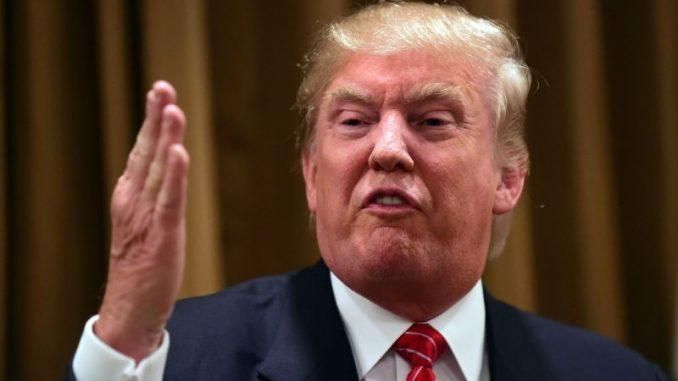 "Брехливі факти і фальшиві джерела": Трамп відреагував на нову скандальну книгу про себе "Брехливі факти і фальшиві джерела": Трамп відреагував на нову скандальну книгу про себе