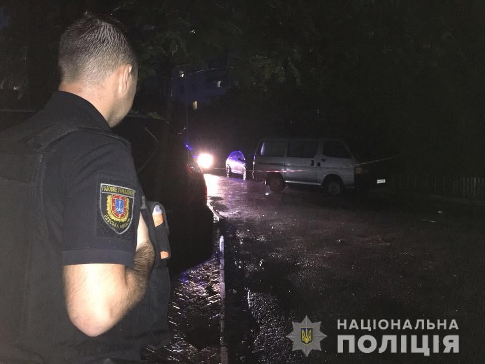 В Одессе обстреляли активиста: фото и видео
