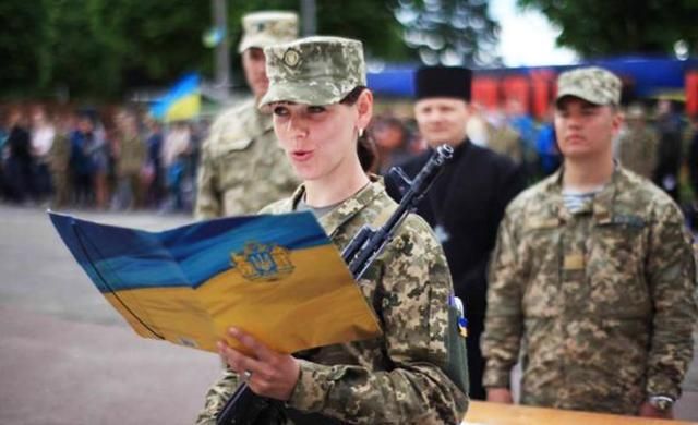 Права чоловіків і жінок у ЗСУ стали рівними: Рада ухвалила відповідний закон