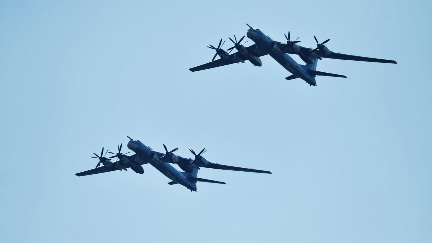 Біля берегів Аляски помітили два російських винищувачі Біля берегів Аляски помітили два російських винищувачі