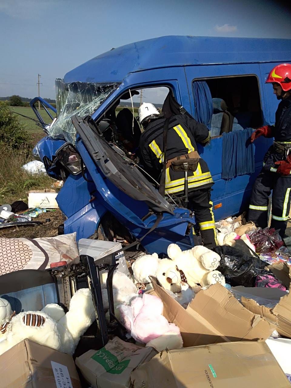 Жахлива ДТП з вантажівкою у Коломиї: серед загиблих є діти