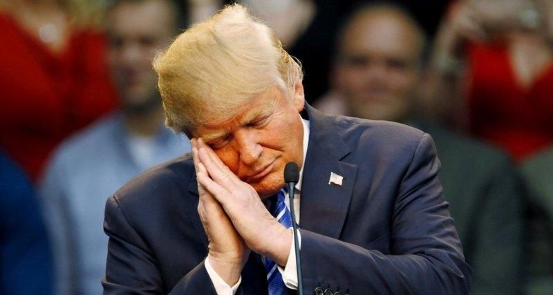 "Не витримав критики": Трамп заснув під час виступу Обами