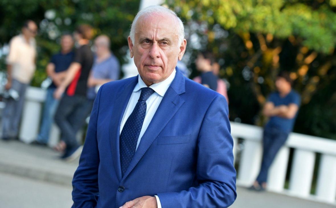 Погиб в ДТП "премьер" оккупационной администрации Абхазии: фото, видео (Обновлено) Погиб в ДТП "премьер" оккупационной администрации Абхазии: фото, видео (Обновлено)