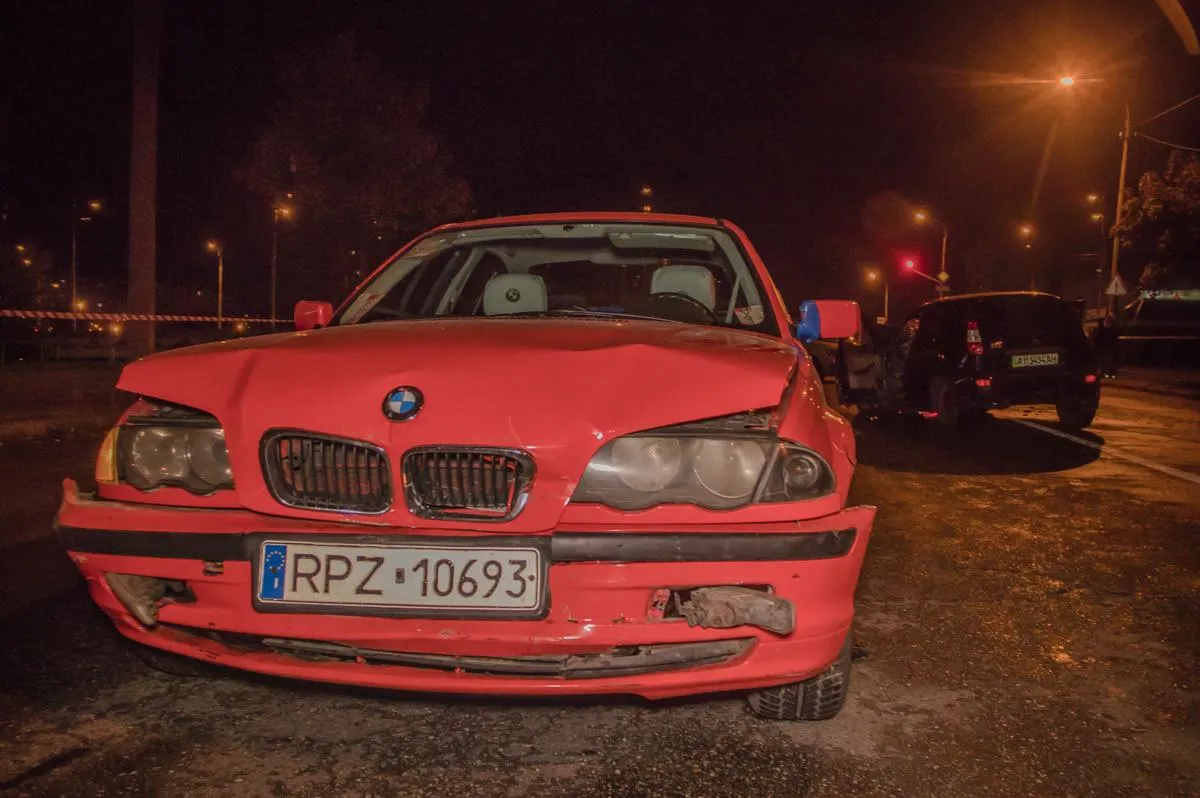 автомобіль BMW аварія Троєщина Київ