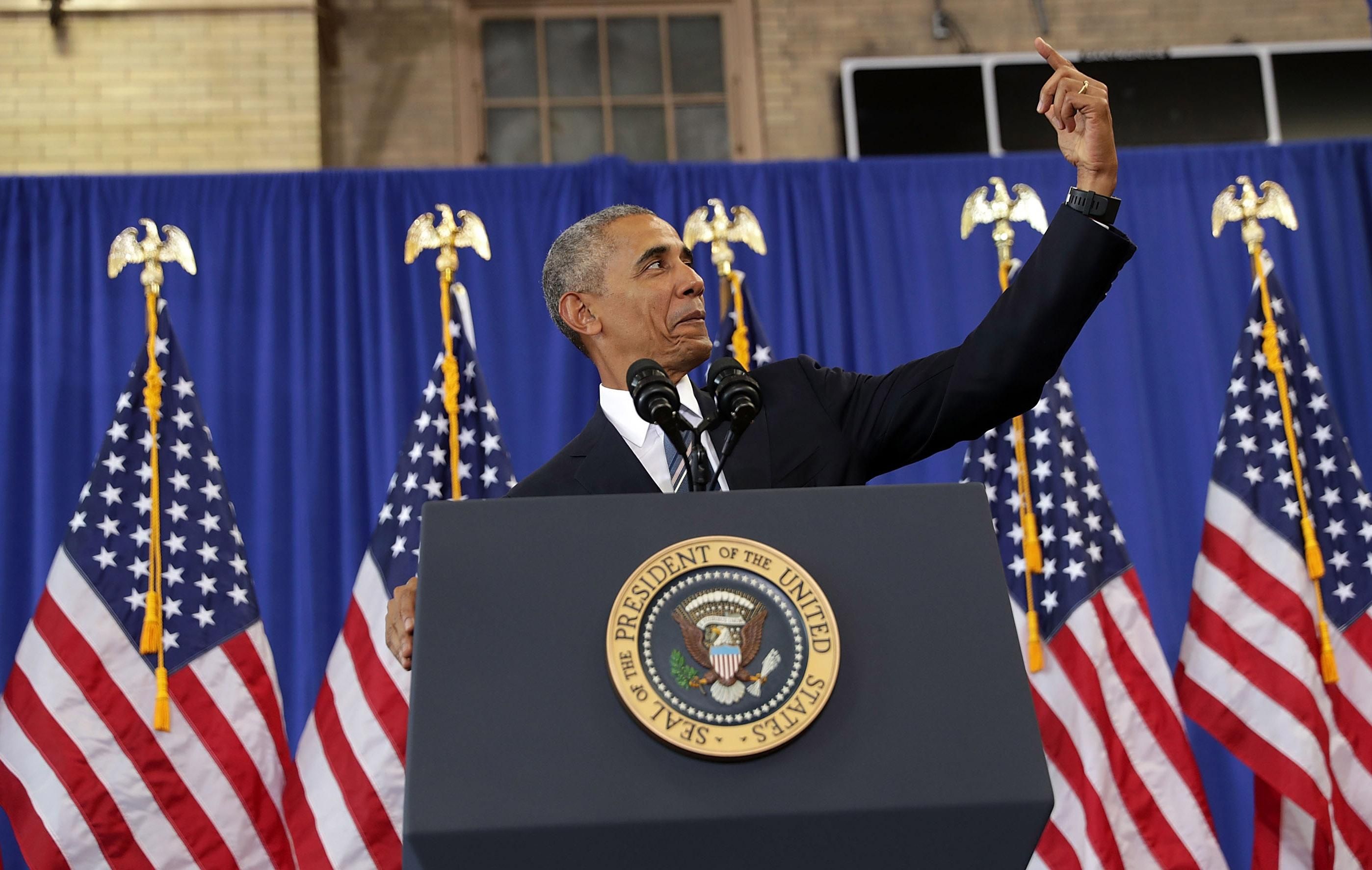 Заради кого Обама порушив своє правило щодо селфі: кумедне фото